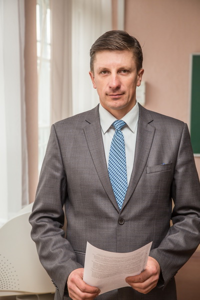 Вольвах Сергій Петрович,<br>  вчитель інформатики